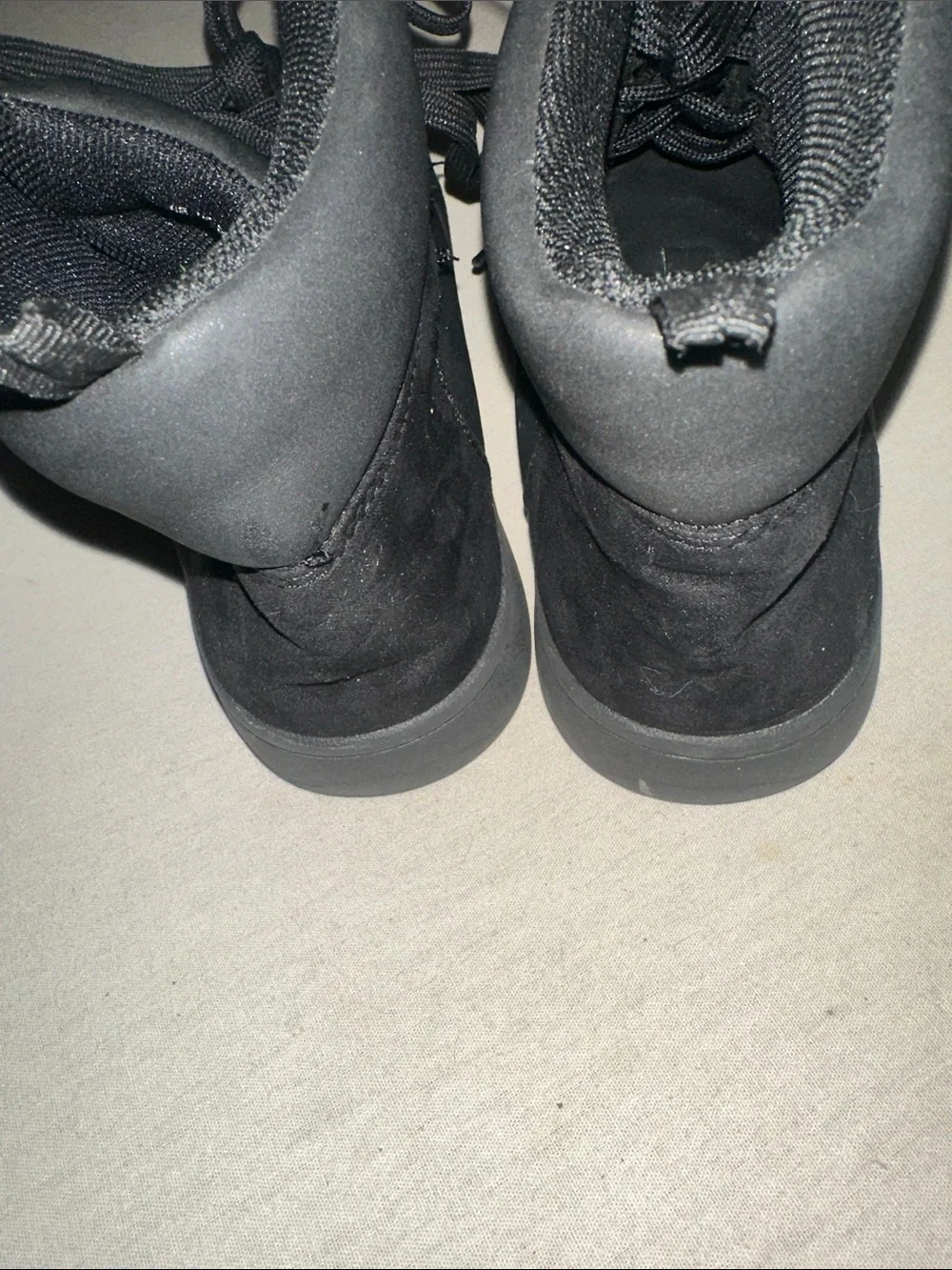 Kids Size 3 Black High-Top Sneakers - Unbranded